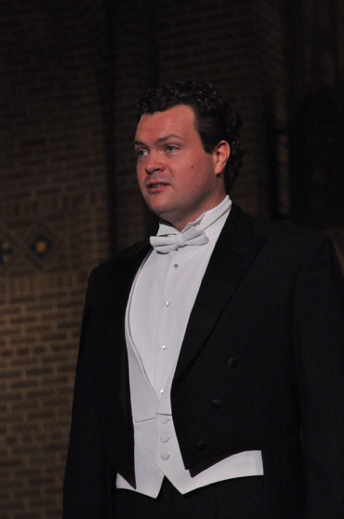 Photo Coverage: Tenor Karl Scully In Concert in the New York Area  Image