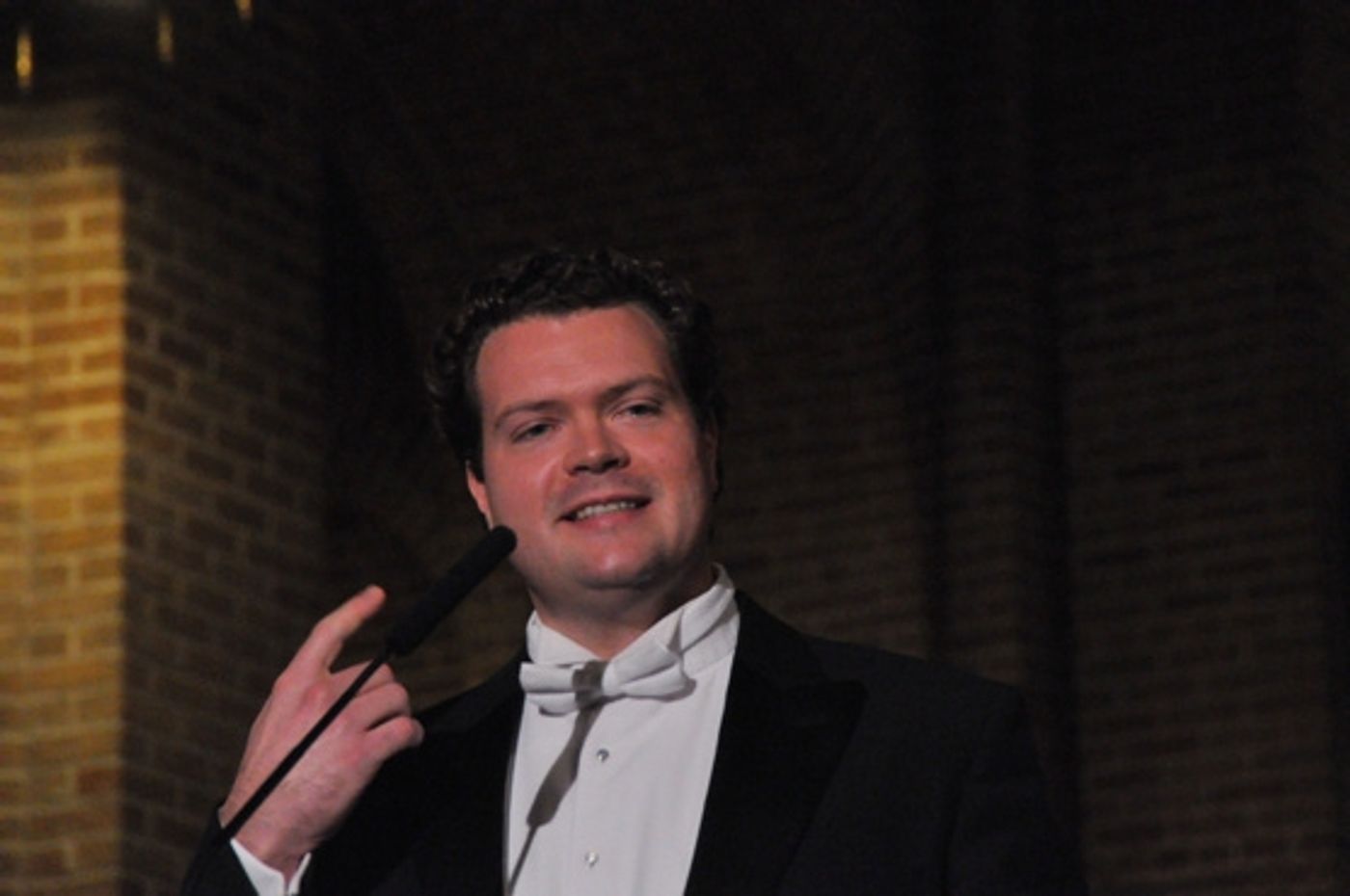 Photo Coverage: Tenor Karl Scully In Concert in the New York Area  Image