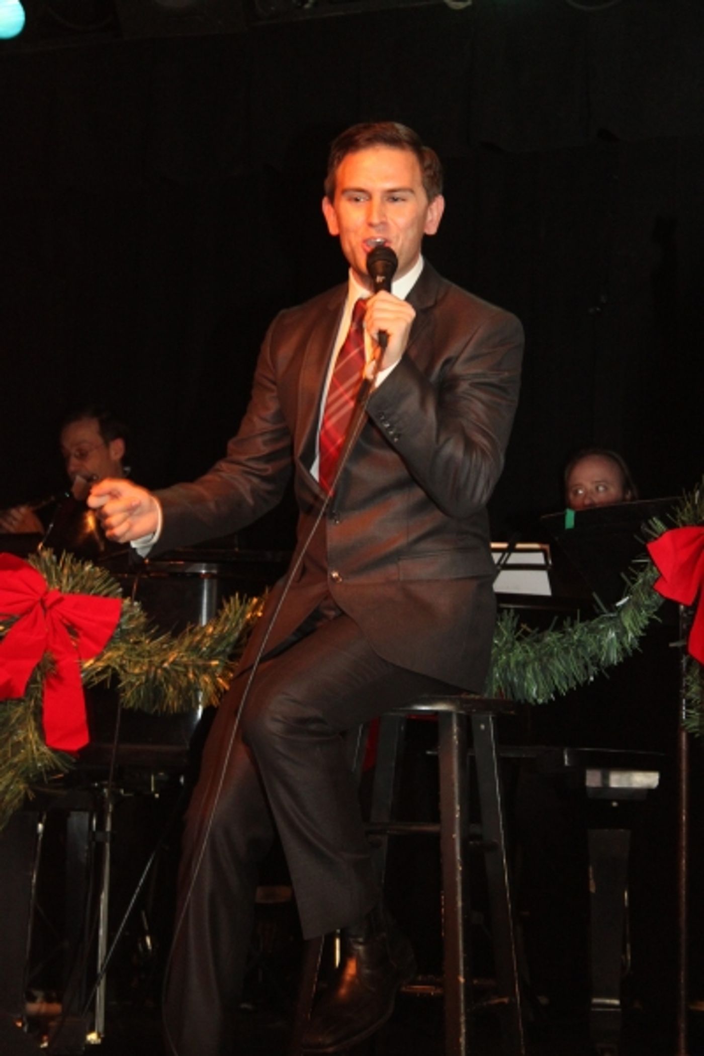Photo Coverage: Daniel Reichard - A Christmas Concert  Image