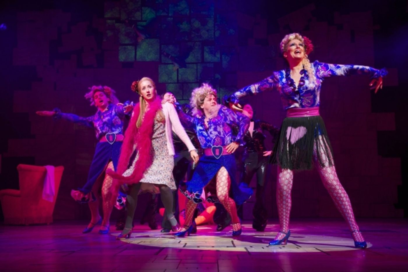 Photo Flash: Royal Shakespeare Company's MATILDA Production Shots  Image