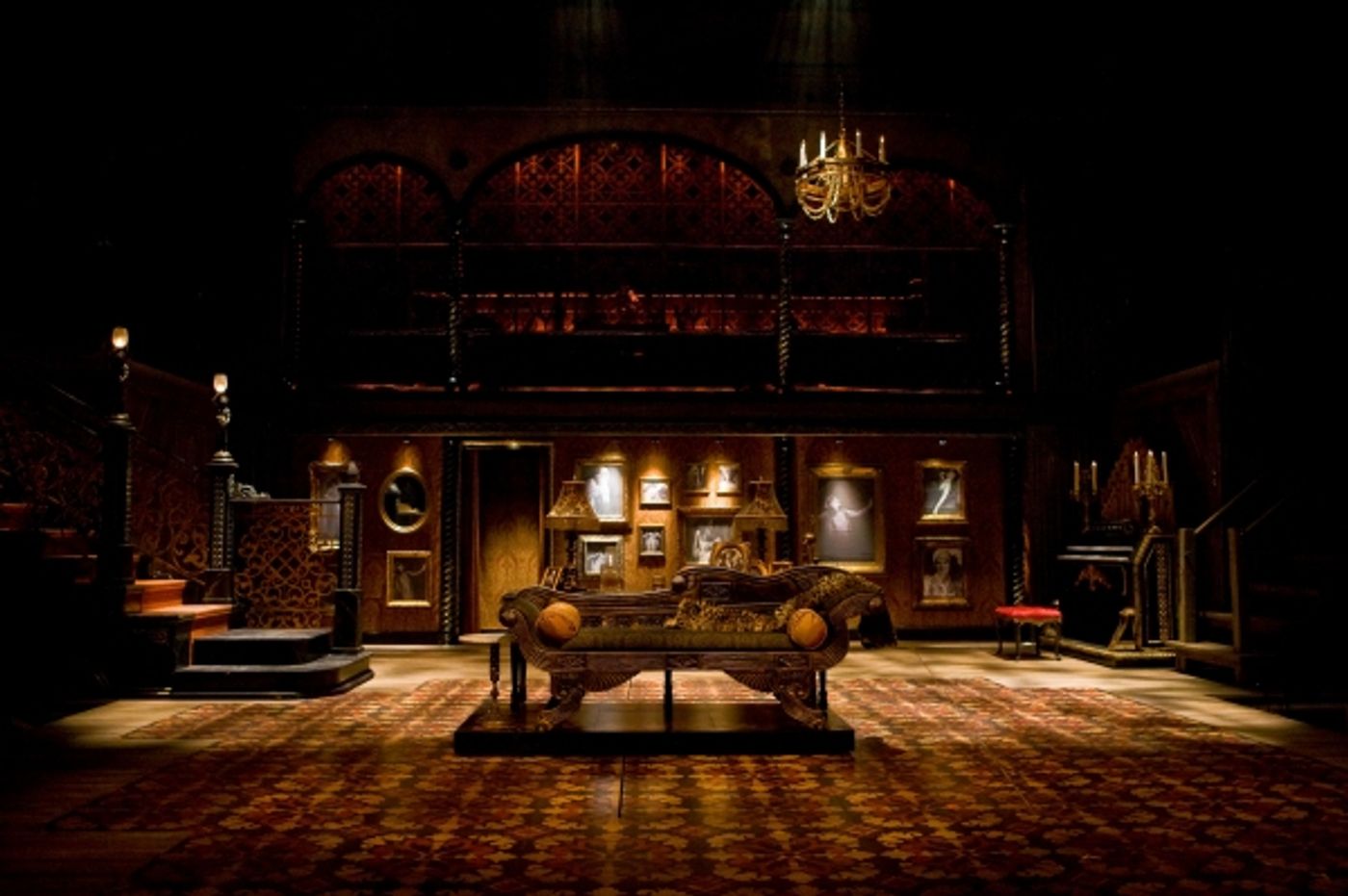 Photo Flash: Signature Theatre's SUNSET BLVD.  Image