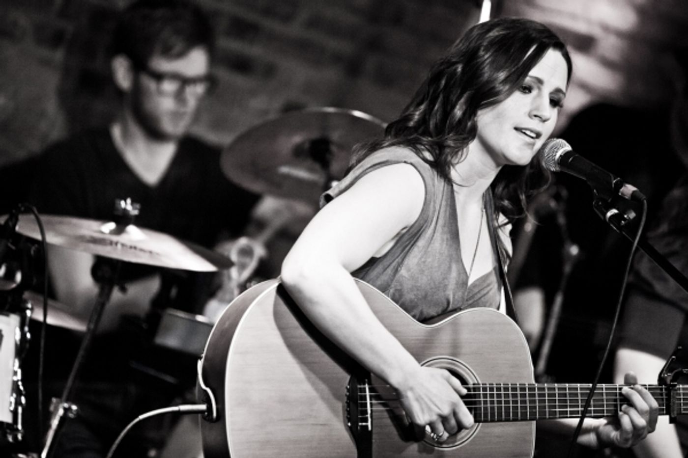 Photo Coverage: Manolakos and Karr Play The Bitter End  Image