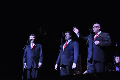 Finbar Wright, Anthony Kearns and Ronan Tynan Photo