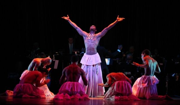 Jamar Roberts (King Balthazar) & Company Photo