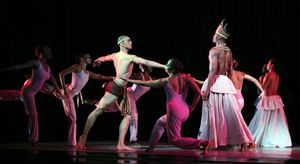 Clifton Brown (King Solomon) & Jamar Roberts (King Balthazar) Photo