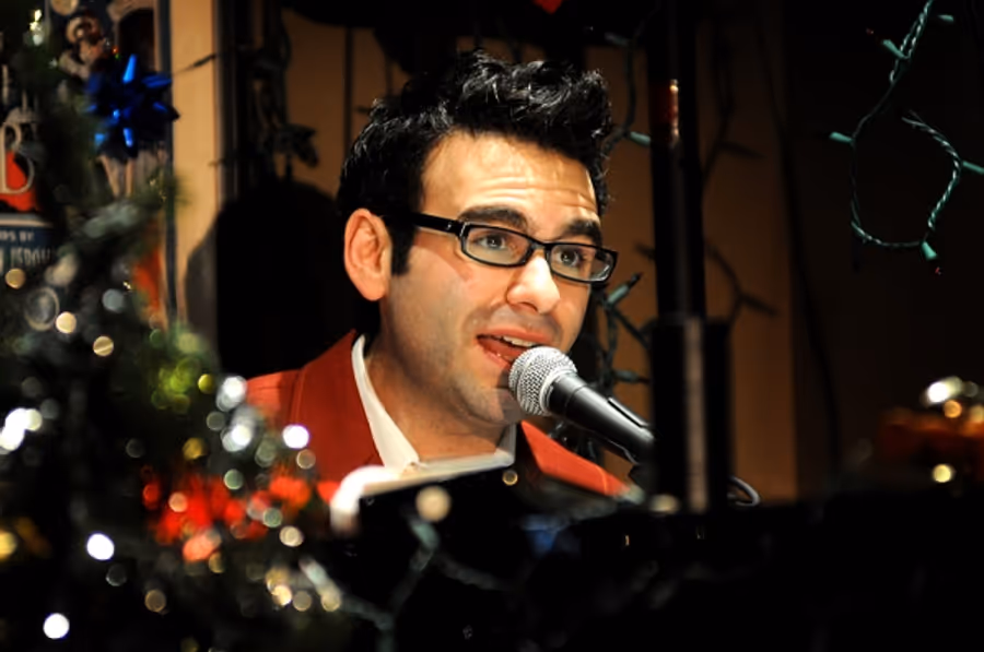 Photo Coverage: Joe Iconis Celebrates Christmas in Concert Image