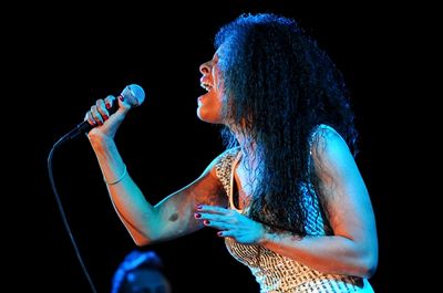 Antonique Smith Photo