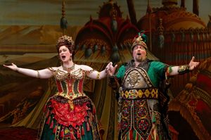 Liz McCartney, Evan Harrington @ BroadwayWorld Liz McCartney, Evan Harrington Photo