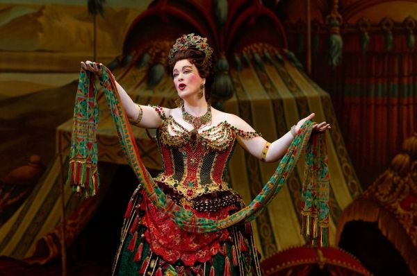 Photo Flash: Sean McLaughlin and Liz McCartney join THE PHANTOM OF THE OPERA — photo 1 of 15