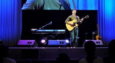 Darren Criss Photo