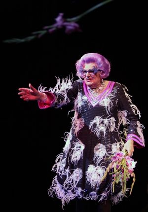 Dame Edna - ALL ABOUT ME at the Henry Miller Theatre on 3/18/2010 @ BroadwayWorld Dame Edna - ALL ABOUT ME at the Henry Miller Theatre on 3/18/2010 Photo