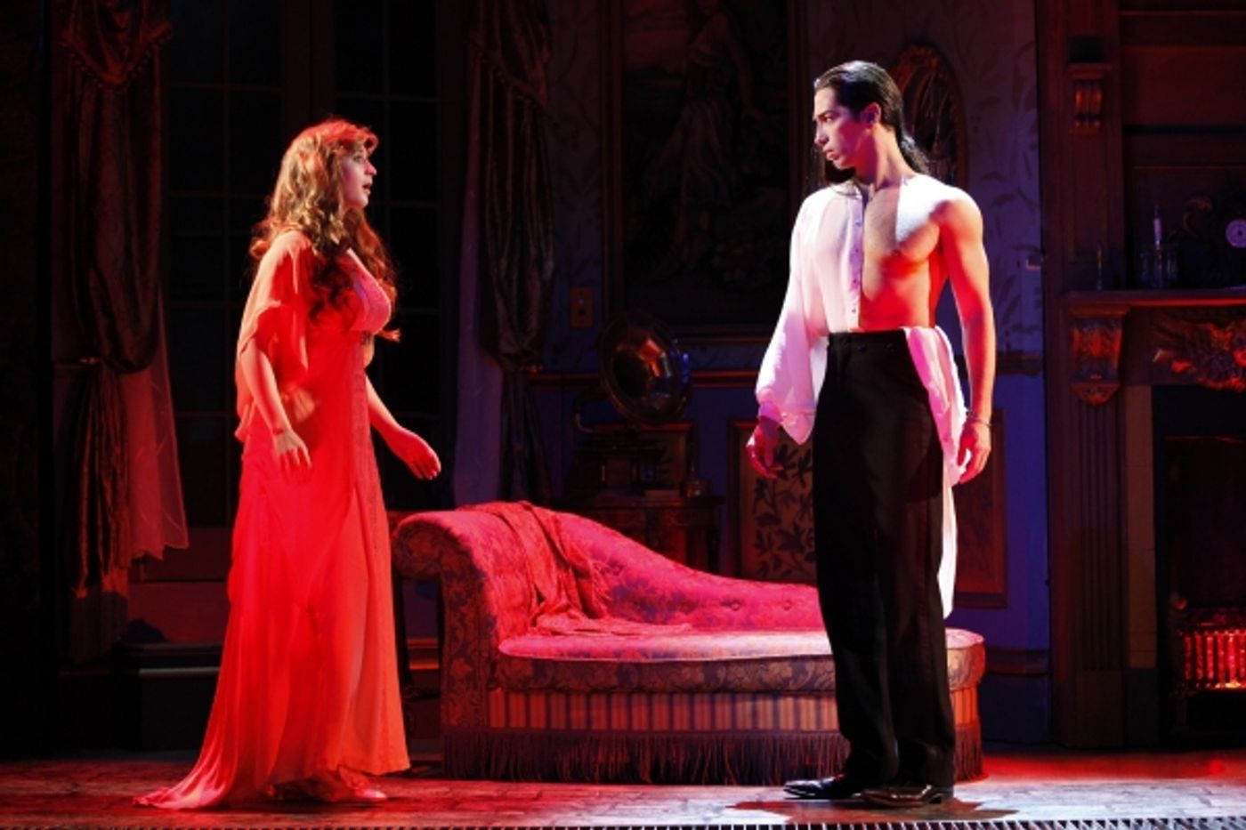 Photo Flash: Off-Broadway's DRACULA, Opens January 5  Image