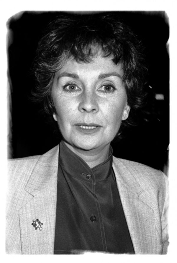Jean Simmons - attends 