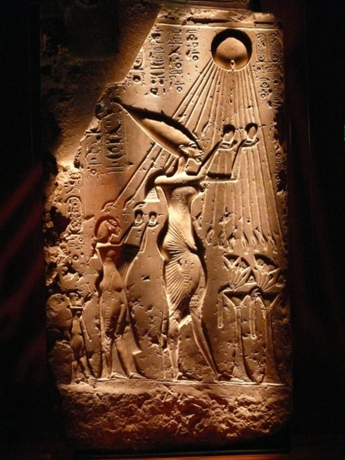 Photo Flash: King Tut Times Square Exhibition  Image