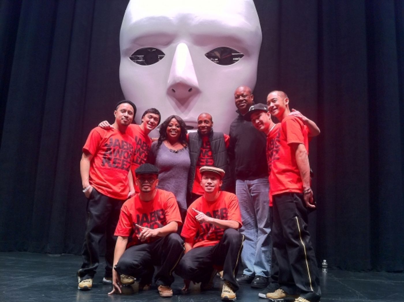 Photo Flash: Sherri Shepherd Visits Jabbawockeez  Image