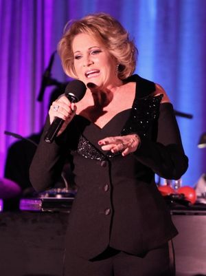 Lorna Luft @ BroadwayWorld Lorna Luft Photo
