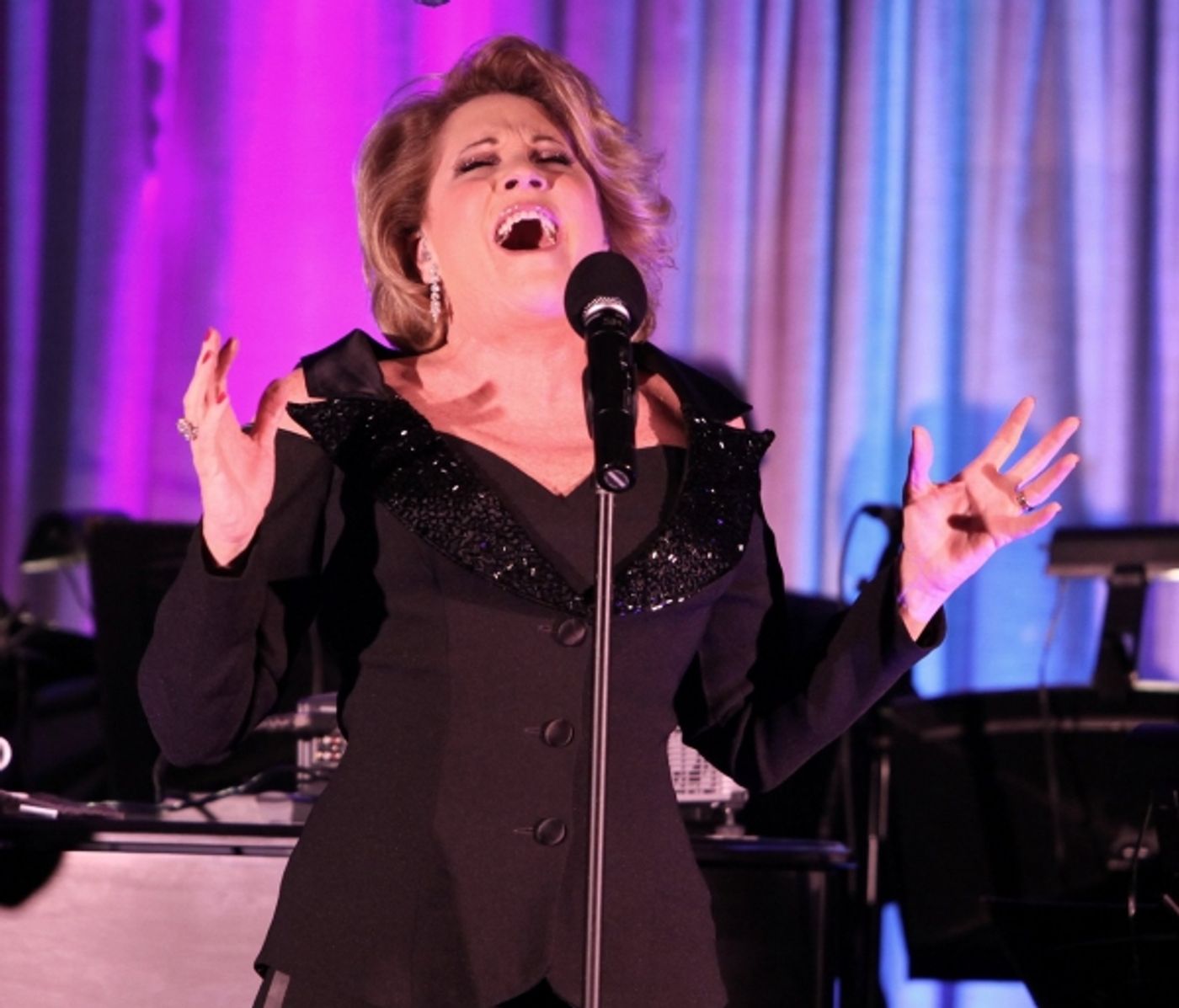 Photo Coverage: Lorna Luft Sings the Judy Garland Songbook at Feinstein's  Image