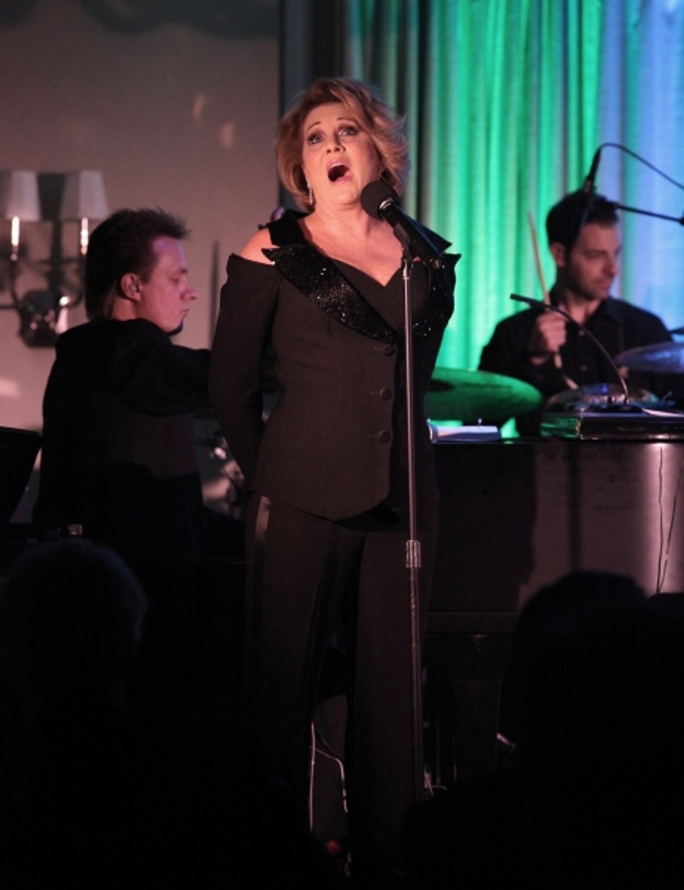Photo Coverage: Lorna Luft Sings the Judy Garland Songbook at Feinstein's  Image