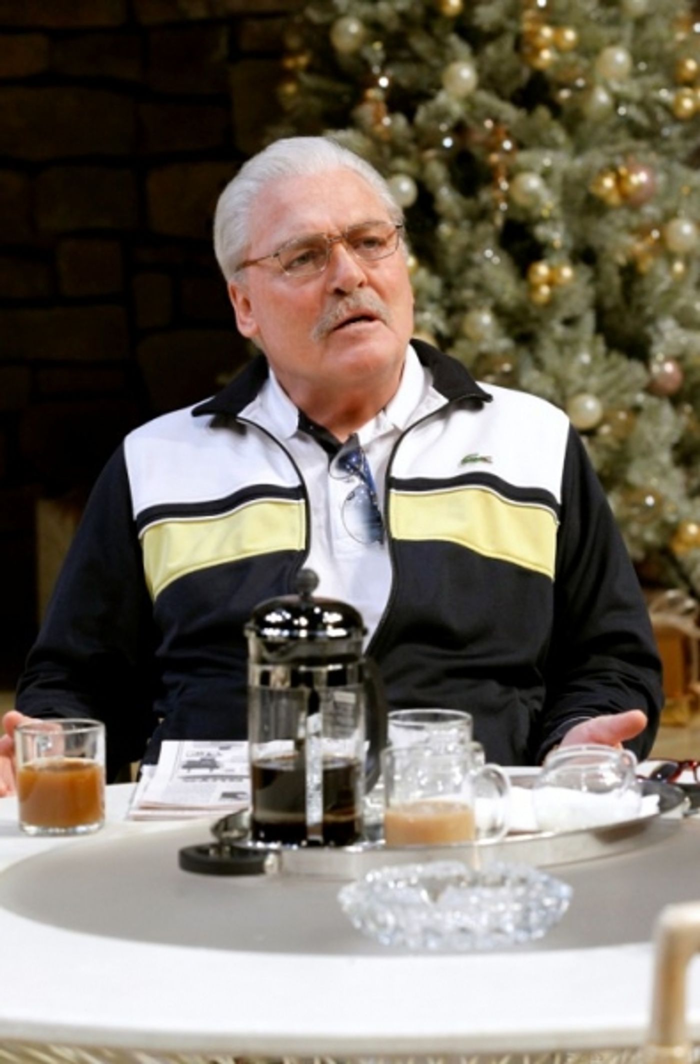 Photo Flash: Channing, Keach, et al.in LCT's OTHER DESERT CITIES  Image