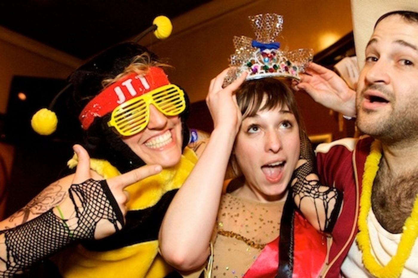 Photo Flash: Sideshow Theatre Hosts Benefit Featuring Lady Arm Wrestlers  Image