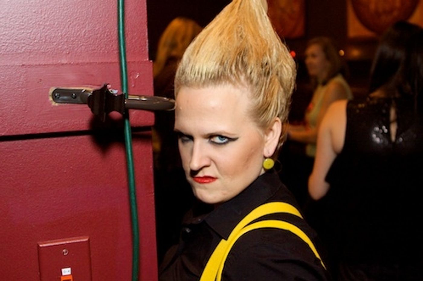 Photo Flash: Sideshow Theatre Hosts Benefit Featuring Lady Arm Wrestlers  Image