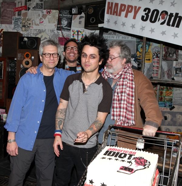 Billy Joe Armstrong (Green Day) with director Michael Mayer, producer Ira Pittelman & Photo