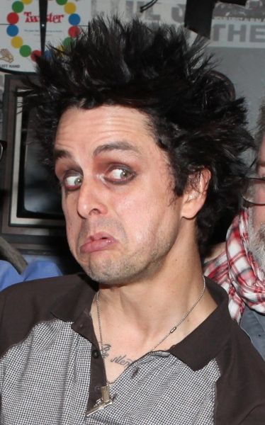 Photos: AMERICAN IDIOT Celebrates 300 Shows! — photo 13 of 38