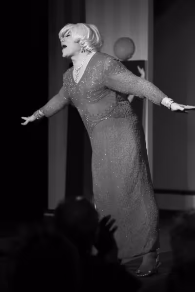 Richard Skipper as "Carol Channing" Photo
