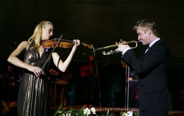 Caroline Campbell and Chris Botti Photo
