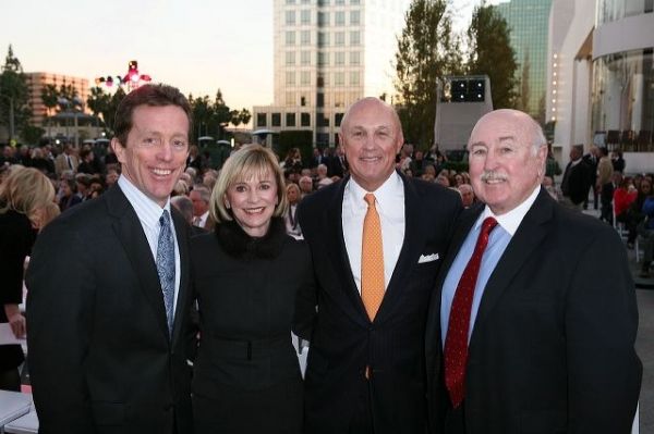 Larry Higby Photo