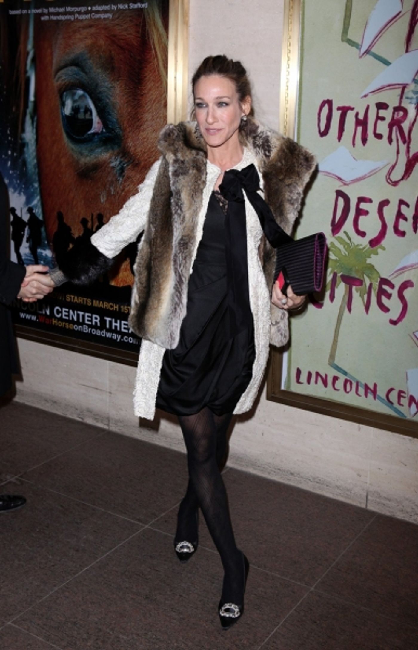 Photo Coverage: OTHER DESERT CITIES Arrivals  Image