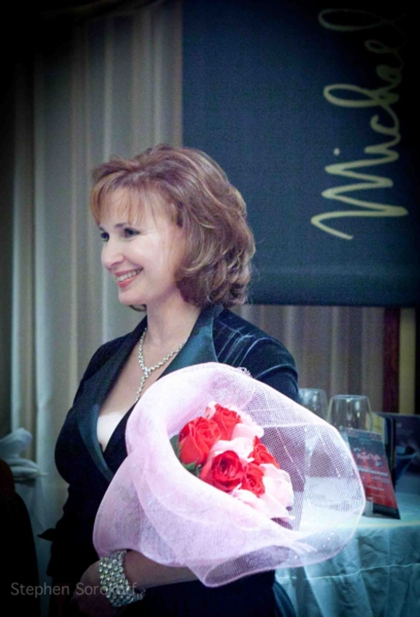 Photo Coverage: Raissa Katona Bennett Opens at FEINSTEINS  Image