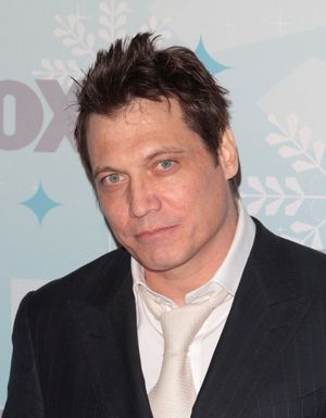 Holt McCallany Photo
