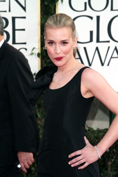  Piper Perabo pictured at the 68th Annual Golden Globe Awards held at The Beverly Hil Photo