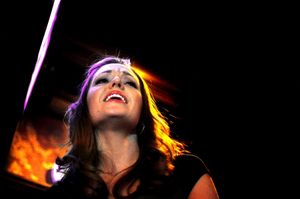 Laura Osnes Photo