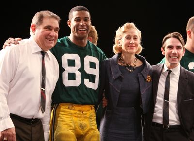 Actors Dan Lauria, Robert Christopher Riley, Judith Light, Bill Dawes, Keith Nobbs  a Photo