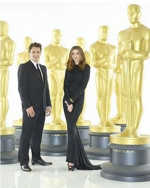 James Franco and Anne Hathaway @ BroadwayWorld James Franco and Anne Hathaway Photo
