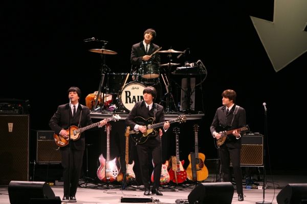Photo Flash: RAIN –  A Tribute To The Beatles Comes To Boston  Image