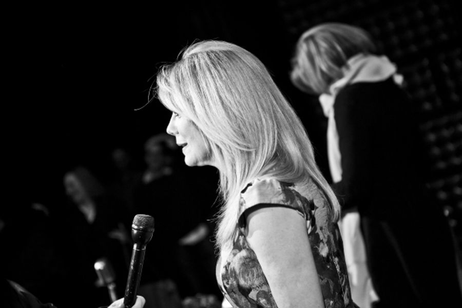 Photo Coverage: Kathie Lee Gifford Visits MILLION DOLLAR QUARTET  Image