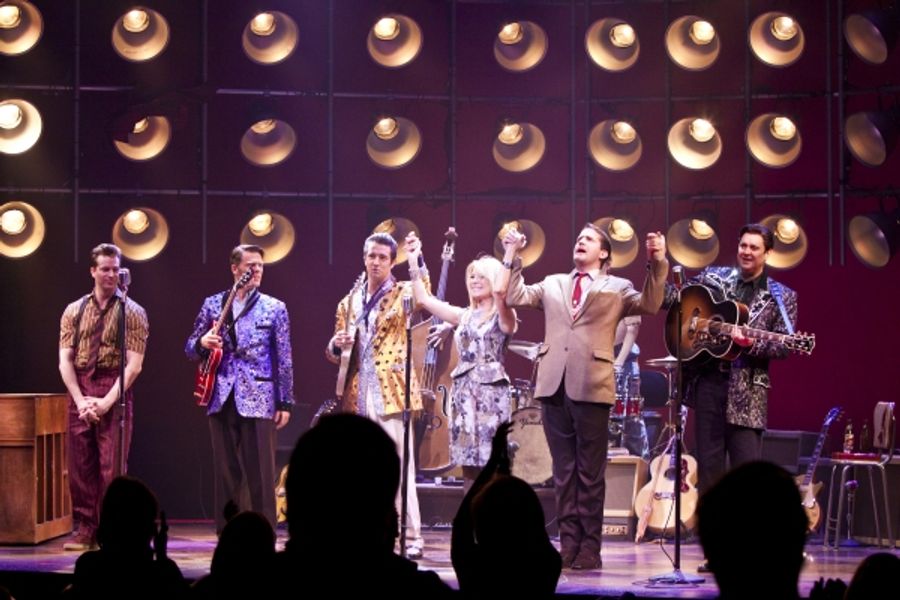 Photo Coverage: Kathie Lee Gifford Visits MILLION DOLLAR QUARTET  Image