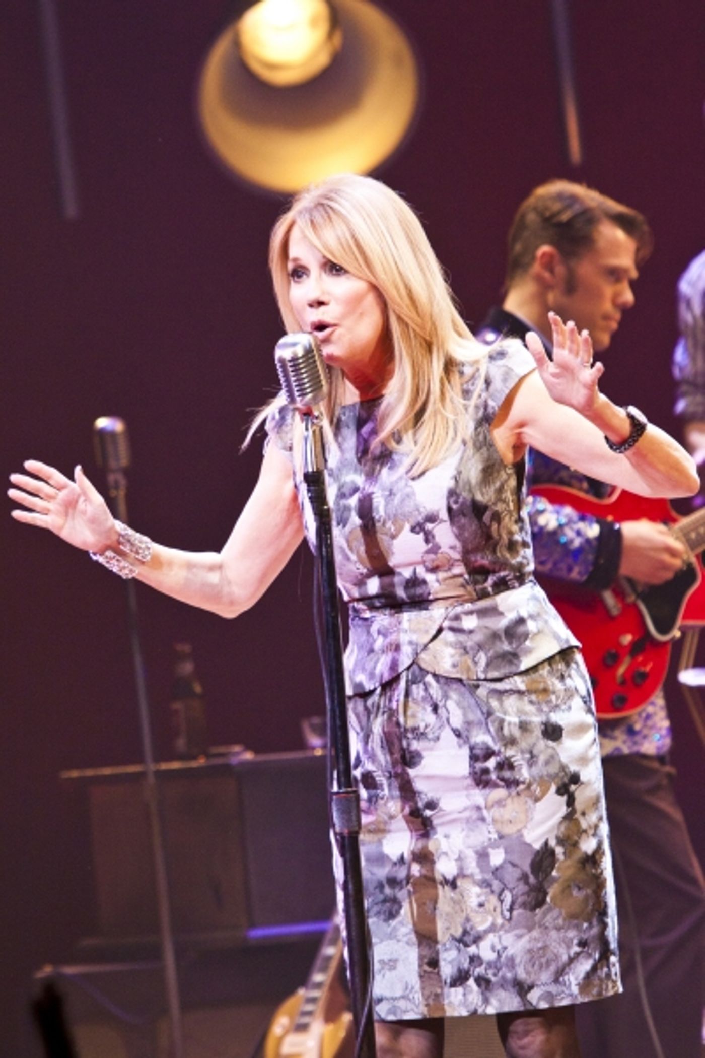 Photo Coverage: Kathie Lee Gifford Visits MILLION DOLLAR QUARTET  Image