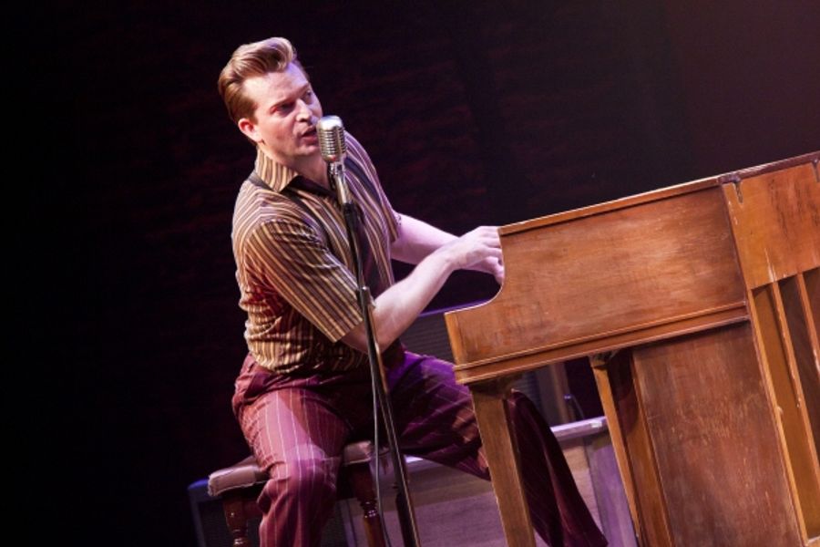 Photo Coverage: Kathie Lee Gifford Visits MILLION DOLLAR QUARTET  Image