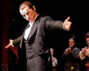 Hugh Panaro Photo
