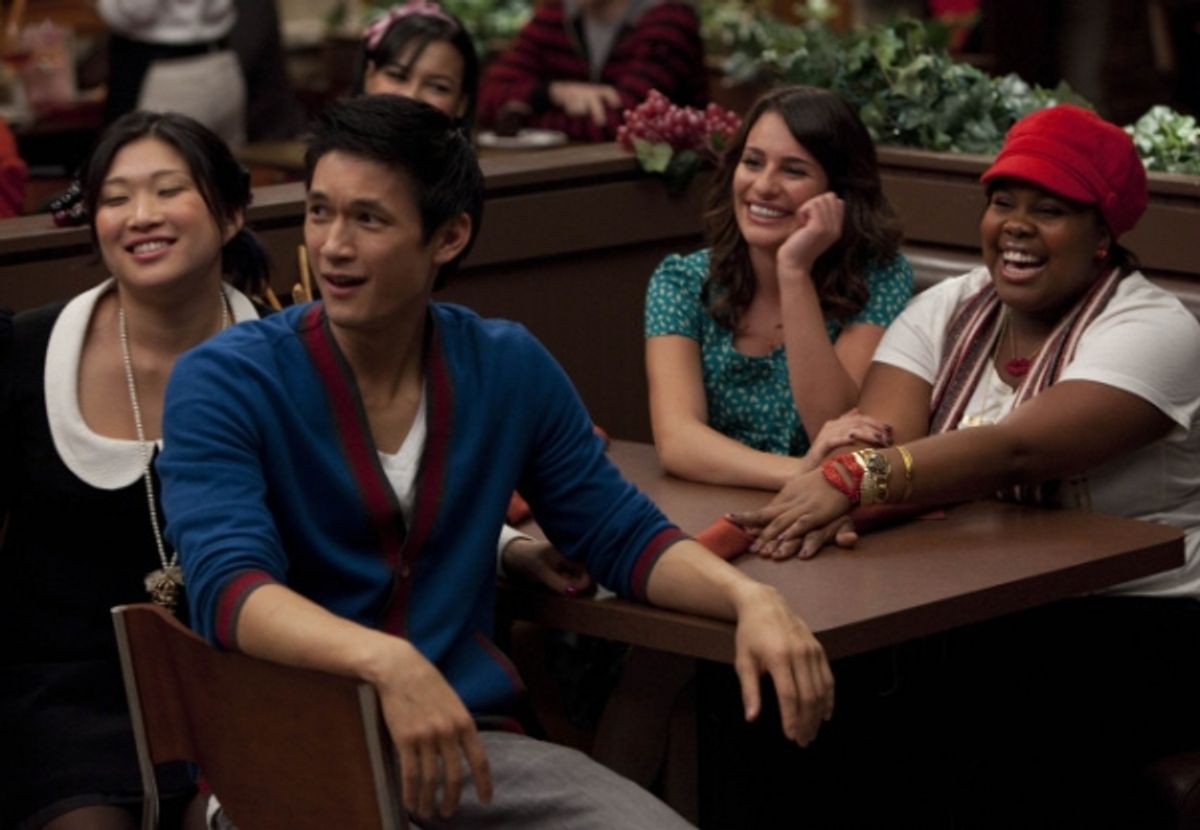 GLEE: The glee club gather at a restaurant for Valentine's Day in the 'Silly Love Songs' episode of GLEE airing Tuesday, Feb. 8 th on FOX. L-R: Jenna Ushkowitz, Harry Shum Jr., Lea Michele and Amber Riley
 at 