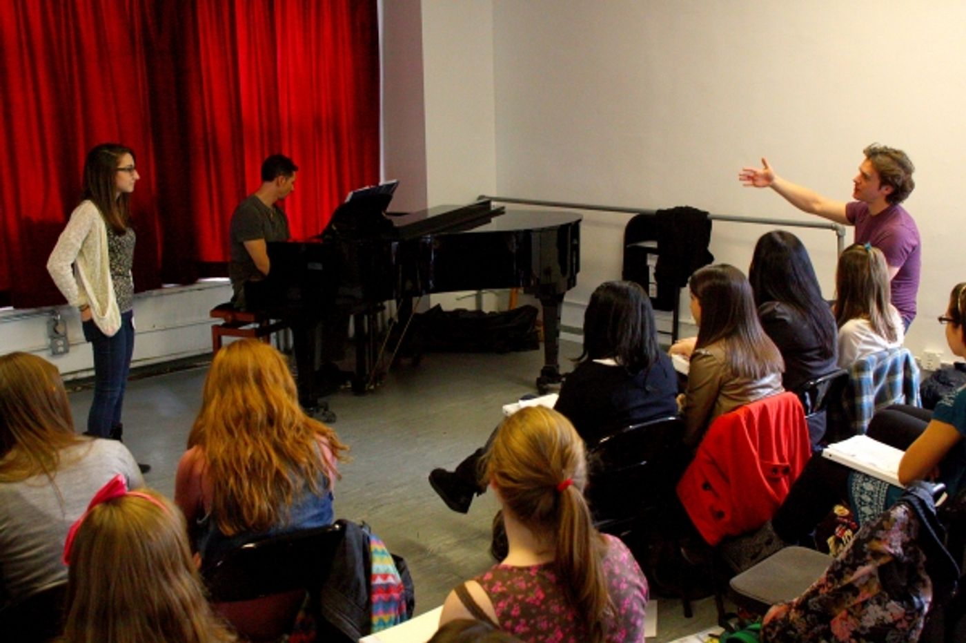 Photo Flash: Jonathan Groff at Broadway Artists Alliance  Image