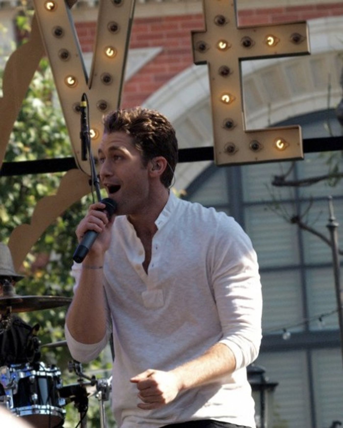 Photo Coverage: Matthew Morrison in Concert at the Grove  Image
