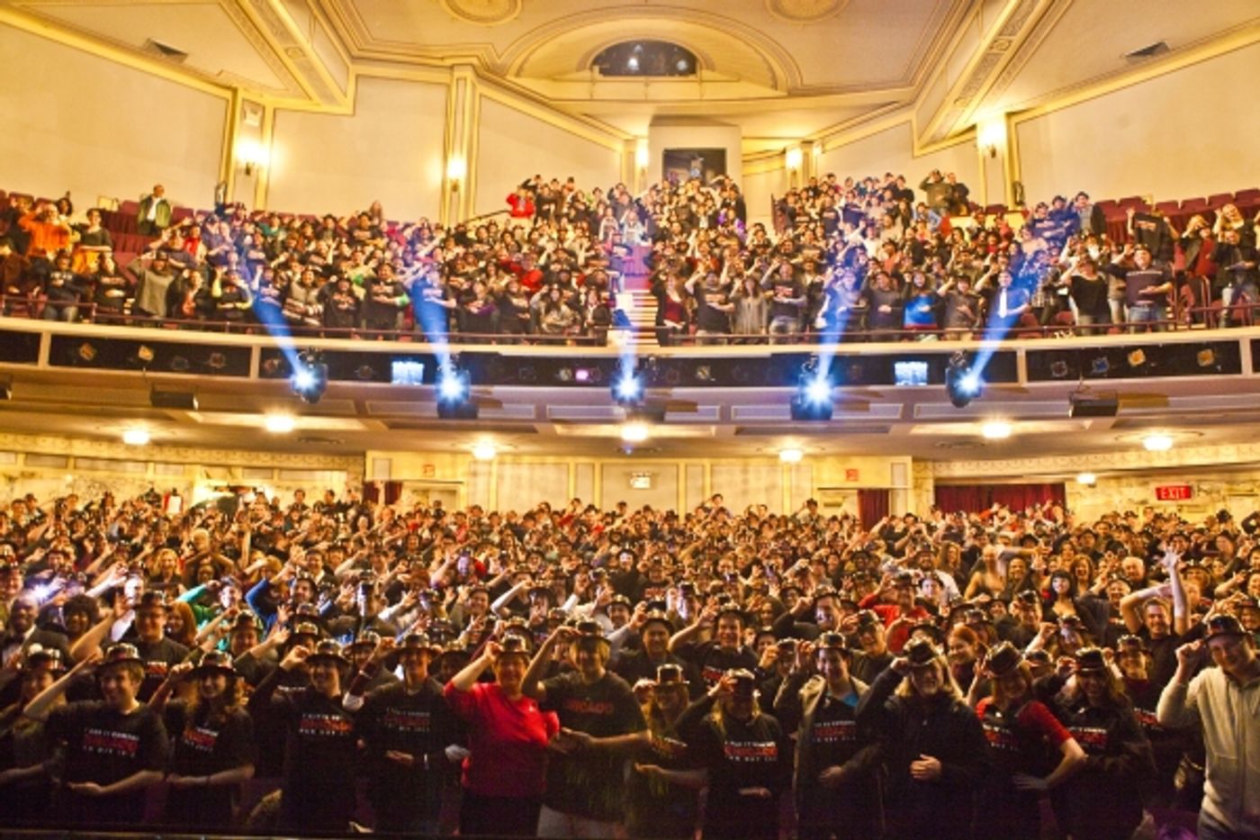 Photo Coverage: CHICAGO Celebrates Facebook Fan Day Photo Coverage: CHICAGO Celebrates Facebook Fan Day Image
