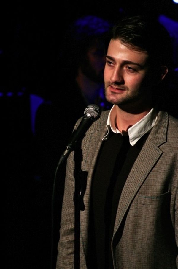 Oliver Tompsett Photo