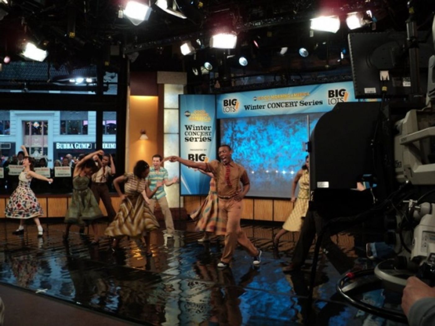 Photo Flash: Backstage with MEMPHIS at GMA  Image