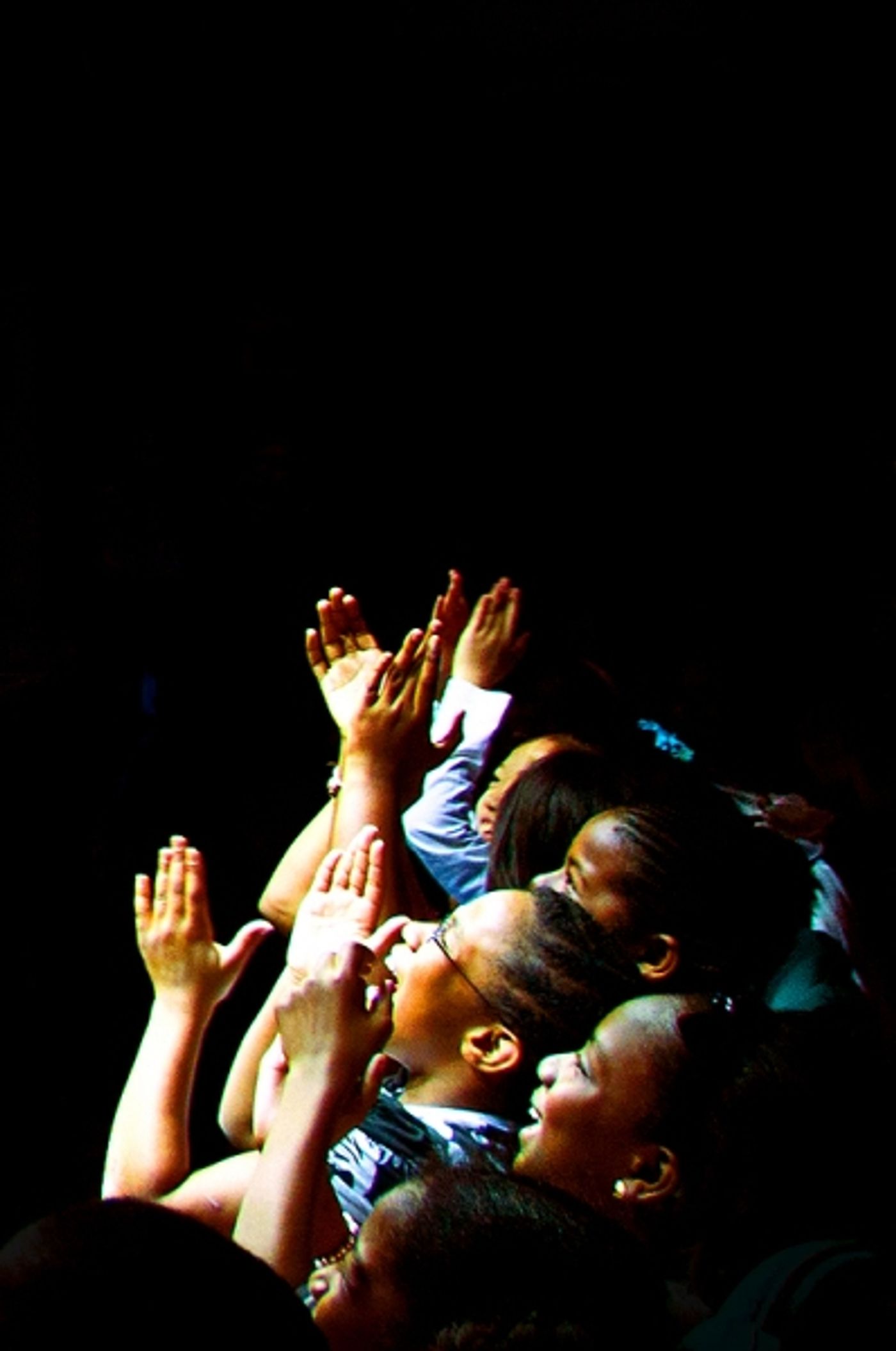 Photo Coverage: MEMPHIS Treats 1000 NYC Public School Student to First Broadway Show Photo Coverage: MEMPHIS Treats 1000 NYC Public School Student to First Broadway Show Image